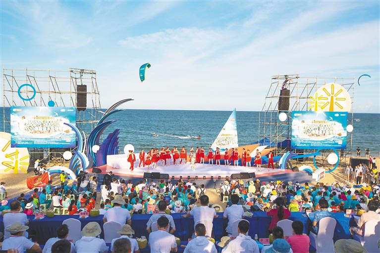 海南亲水狂欢嘉年华活动：打造水上运动天堂 推动体育 旅游